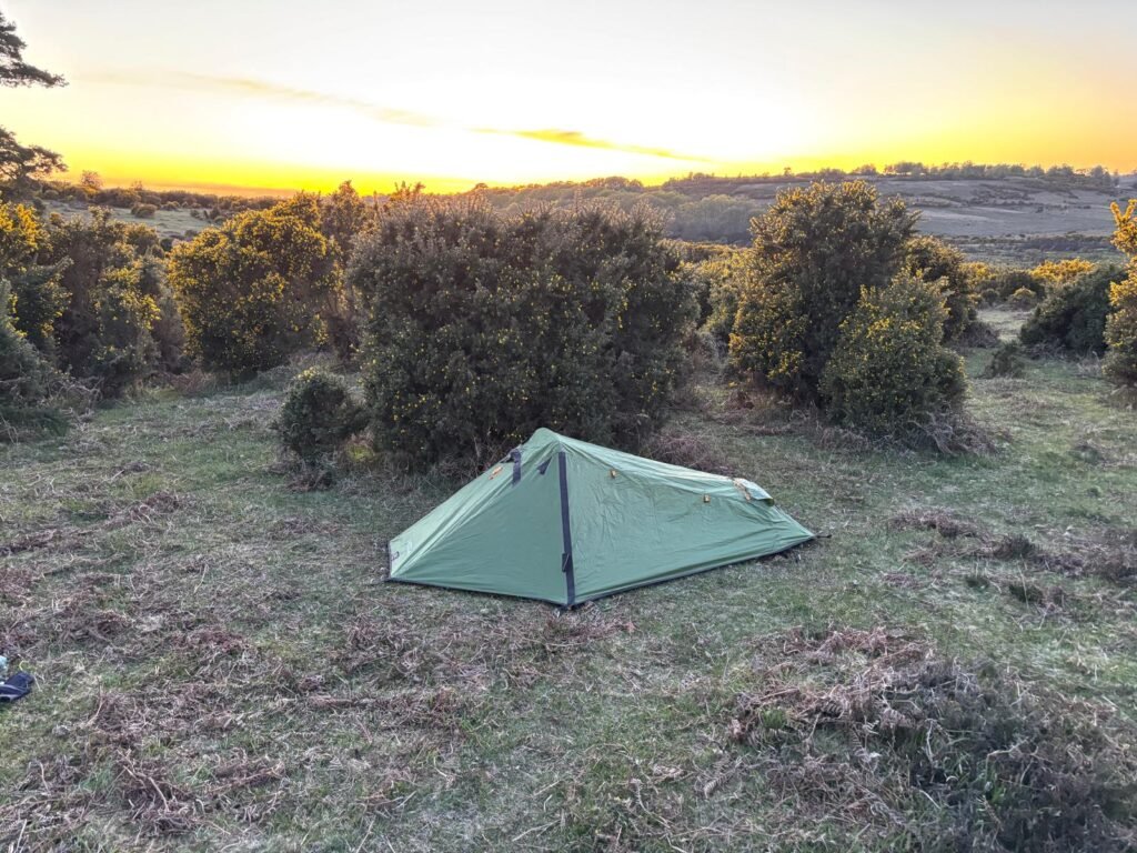 oex phoxx 1 v2 tent closed dusk low profile
