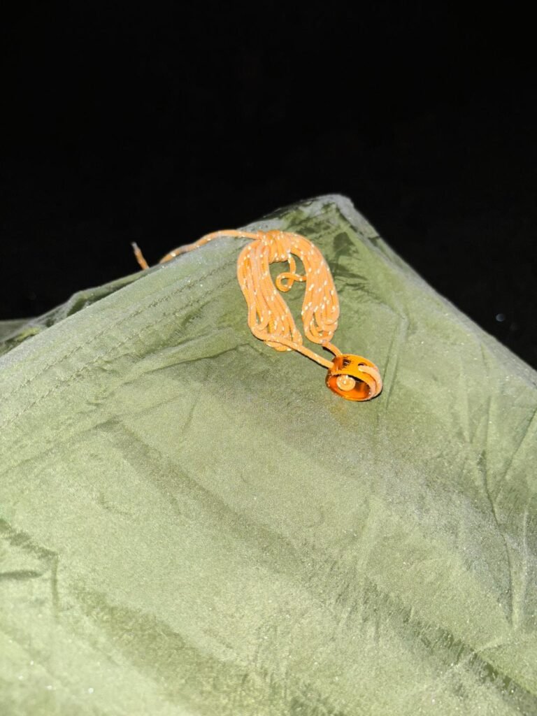 frost on oex phoxx 1 v2 outer layer showing cold conditions that lead to condensation inside